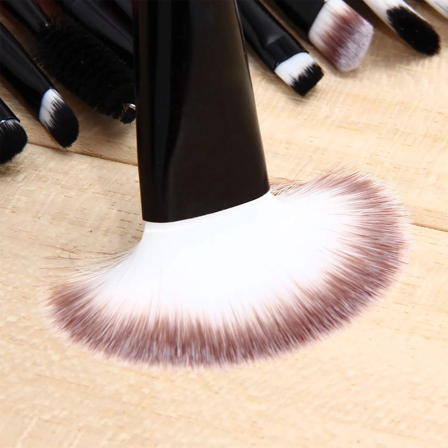 Makeup Brushes, 20 PCS Makeup Brush Set Tools Make-Up Toiletry Kit Wool Makeup Brush Set